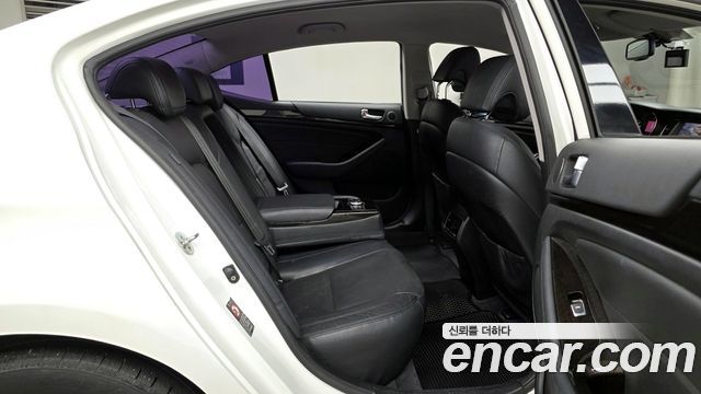 Kia K7 2014 — photo 18