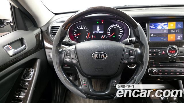 Kia K7 2014 — photo 19