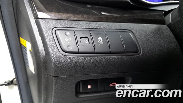 Kia K7 2014 — photo 23