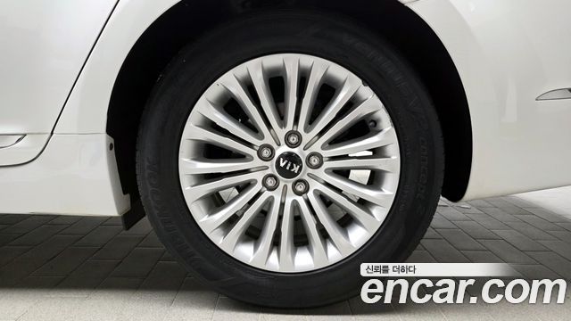 Kia K7 2014 — photo 7