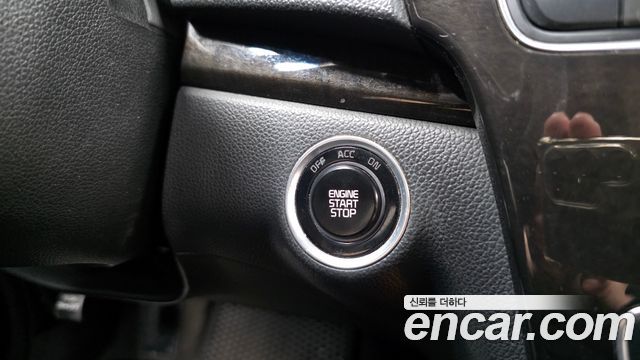 Kia K7 2014 — photo 16