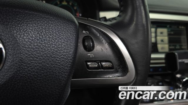 Jaguar XF 2014 — photo 24