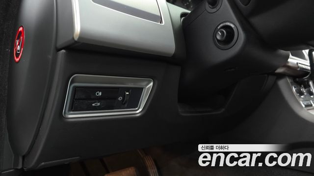 Jaguar XF 2014 — photo 25