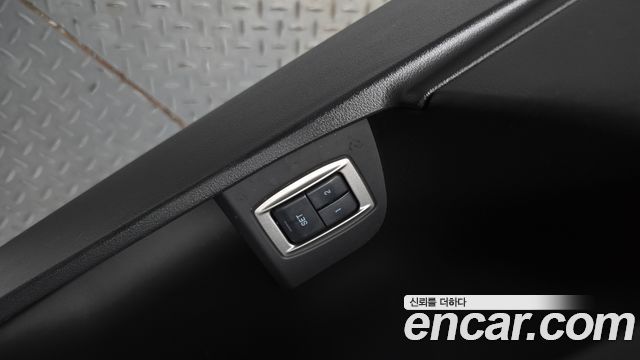 Jaguar XF 2014 — photo 34
