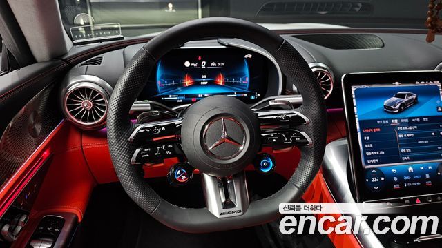 Mercedes-Benz AMG GT 2025 — photo 14