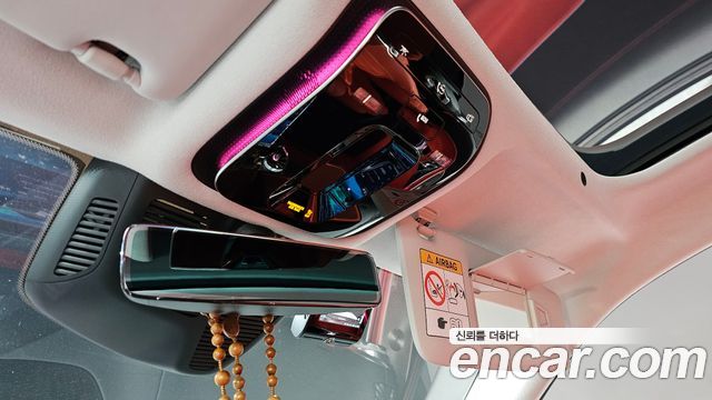 Mercedes-Benz AMG GT 2025 — photo 15