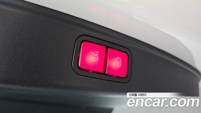 Mercedes-Benz AMG GT 2025 — photo 19