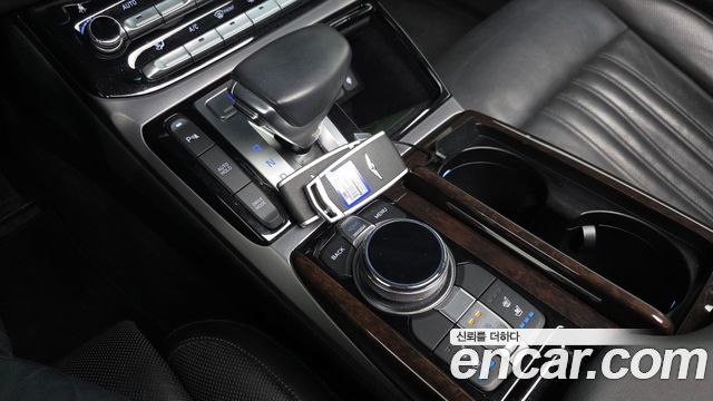 Genesis EQ900 2017 — photo 9