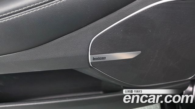 Genesis EQ900 2017 — photo 18