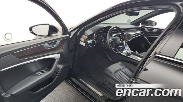 Audi A6 2023 — photo 10