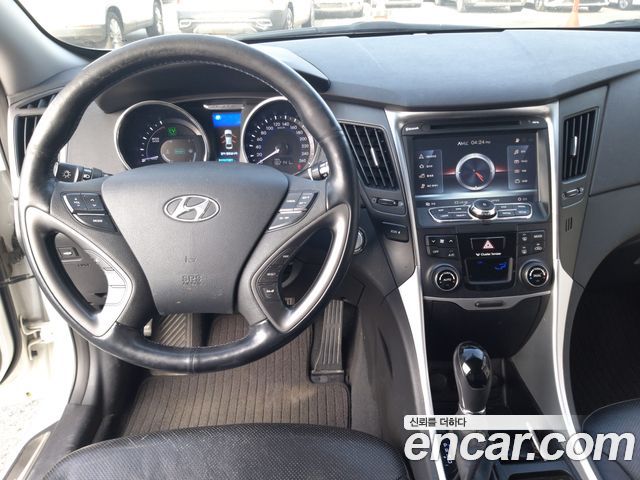 Hyundai Sonata 2014 — photo 9