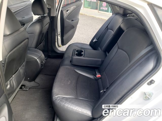 Hyundai Sonata 2014 — photo 12
