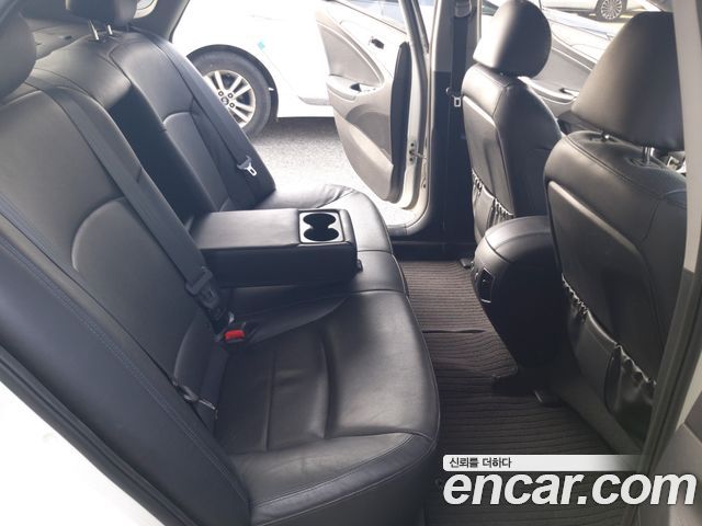 Hyundai Sonata 2014 — photo 14