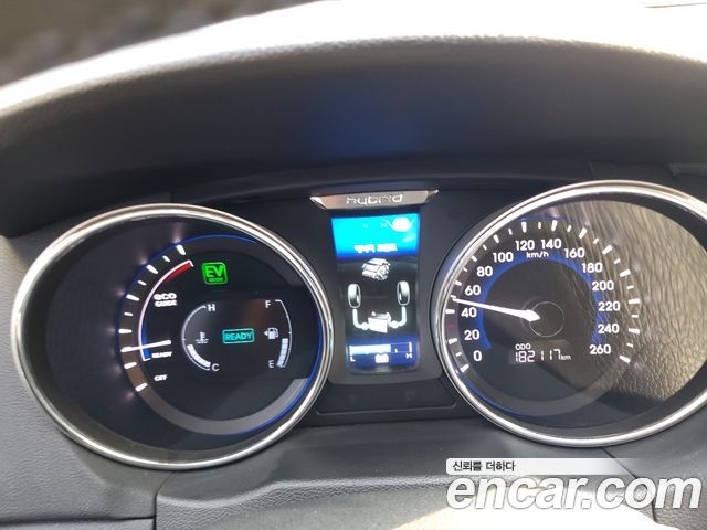 Hyundai Sonata 2014 — photo 16