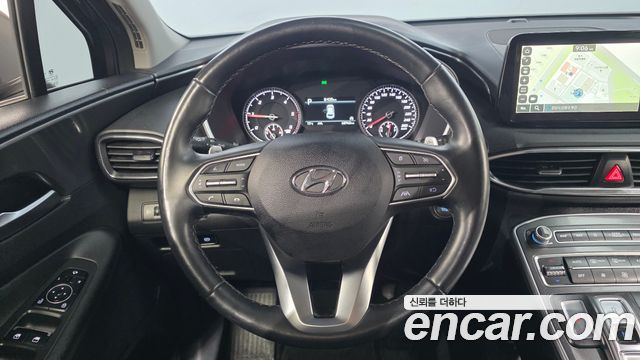 Hyundai Santafe 2022 — photo 19