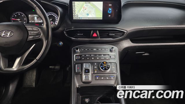 Hyundai Santafe 2022 — photo 25
