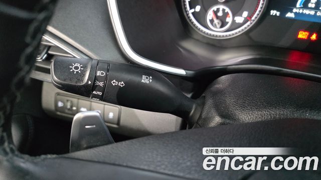 Hyundai Santafe 2022 — photo 29