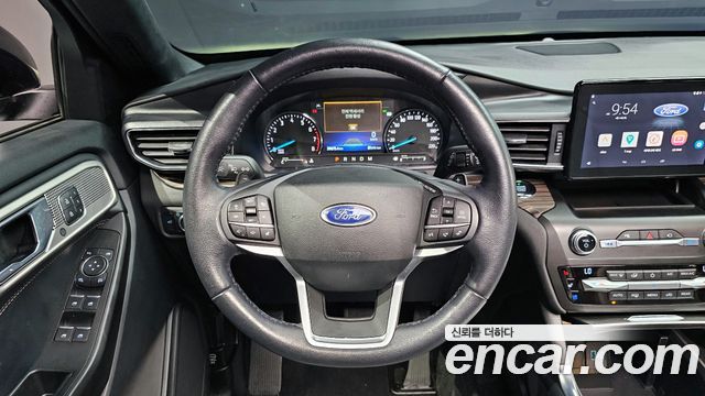 Ford Explorer 2020 — photo 20