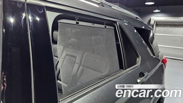 Ford Explorer 2020 — photo 28