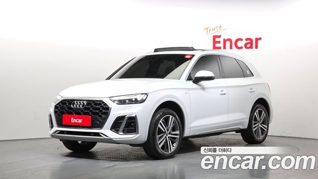 Audi Q5 2022 — photo 1
