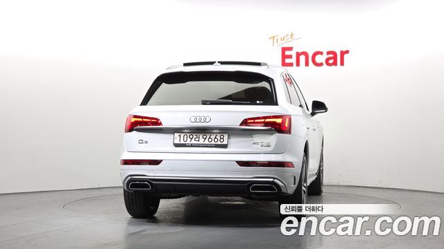 Audi Q5 2022 — photo 4