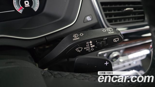 Audi Q5 2022 — photo 16