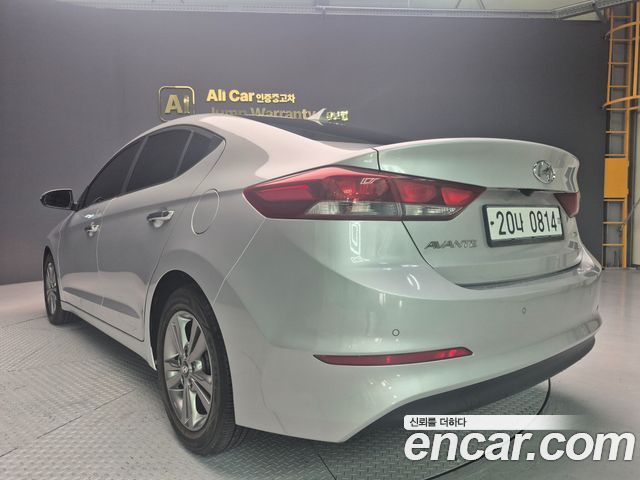 Hyundai AVANTE 2017 — photo 2