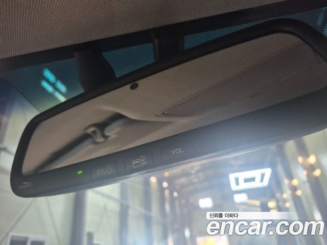 Hyundai AVANTE 2017 — photo 16