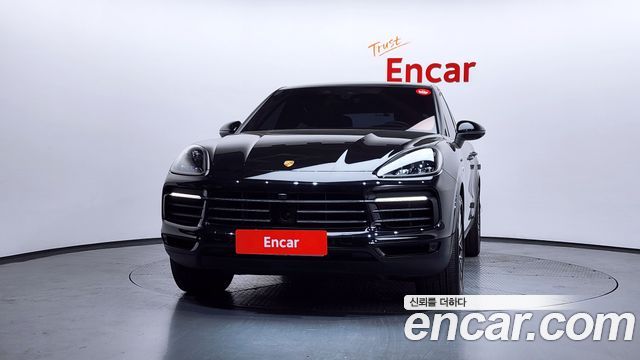 Porsche Cayenne 2023 — photo 3