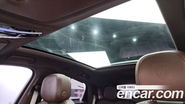 Porsche Cayenne 2023 — photo 25