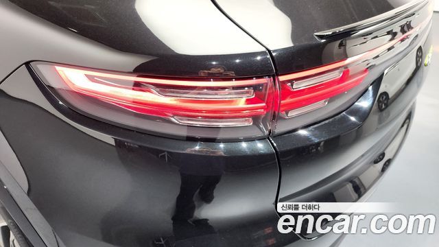 Porsche Cayenne 2023 — photo 9