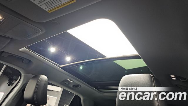 Ford Explorer 2022 — photo 24
