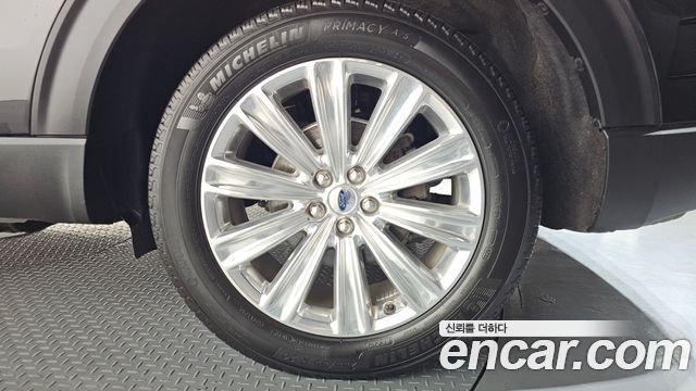 Ford Explorer 2022 — photo 7