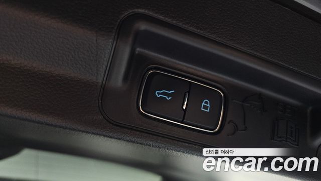 Ford Explorer 2022 — photo 27
