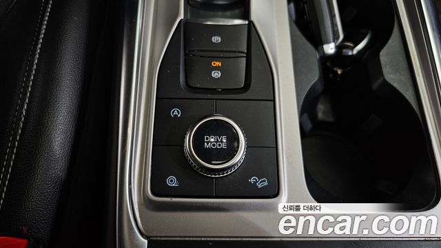 Ford Explorer 2022 — photo 29
