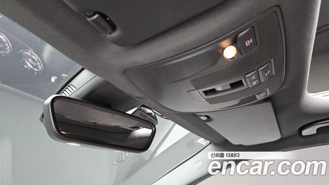 Mercedes-Benz A-Class 2017 — photo 21