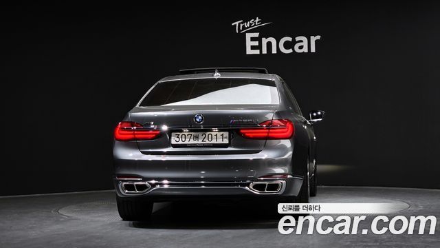 BMW 7-Series 2016 — photo 4