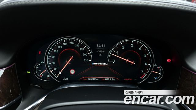 BMW 7-Series 2016 — photo 8