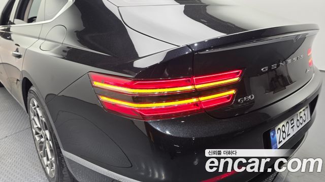 Genesis G80 2021 — photo 9