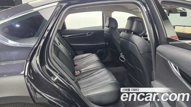 Genesis G80 2021 — photo 32