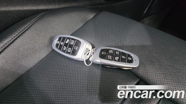 Hyundai Sonata 2022 — photo 28