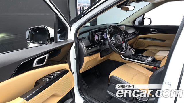 Kia Canival 2021 — photo 10