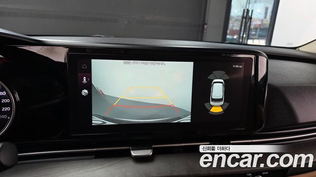 Kia Canival 2021 — photo 17