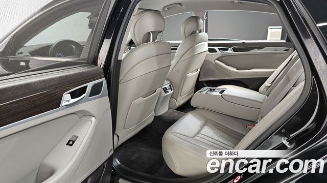 Hyundai Genesis 2015 — photo 11