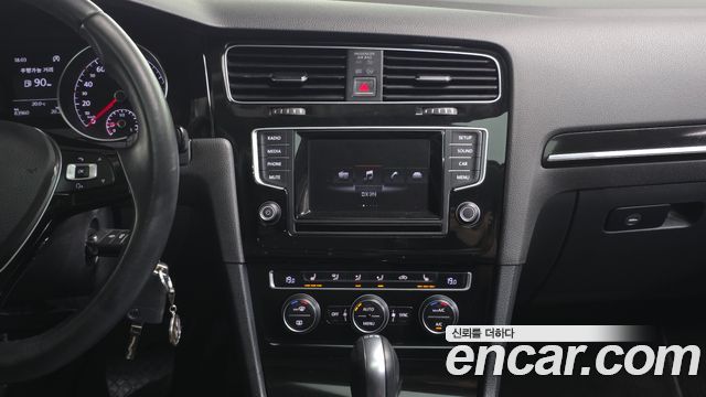 Volkswagen Golf 2015 — photo 15