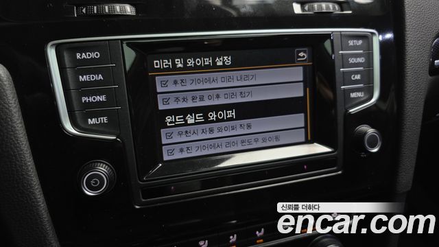 Volkswagen Golf 2015 — photo 16