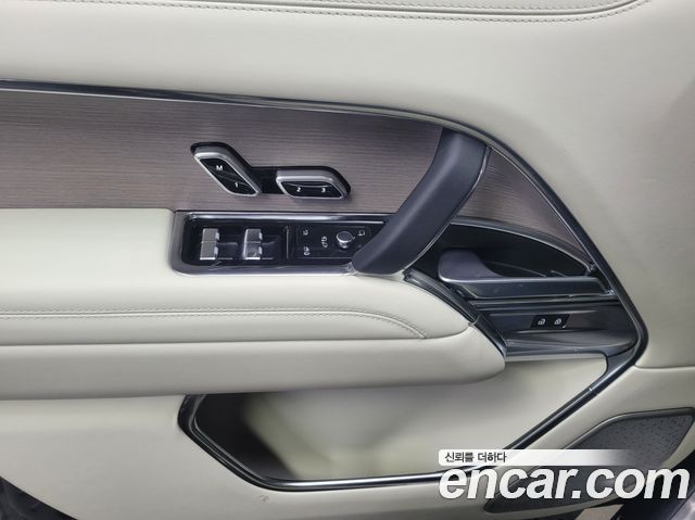 Land Rover Range Rover 2025 — photo 3