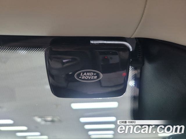 Land Rover Range Rover 2025 — photo 13