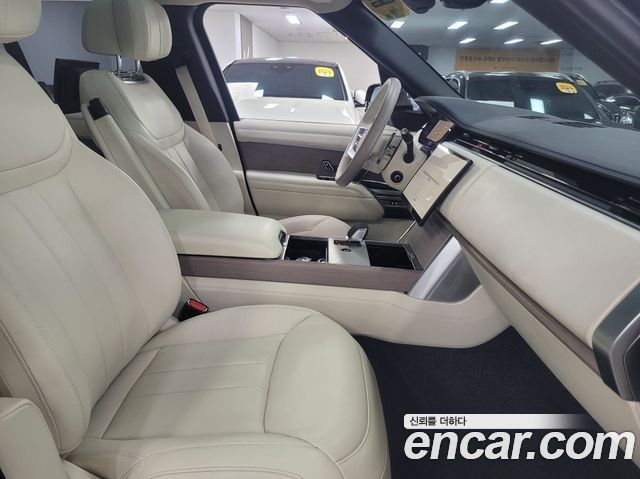 Land Rover Range Rover 2025 — photo 15