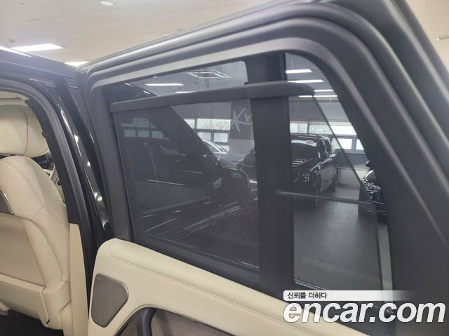 Land Rover Range Rover 2025 — photo 17